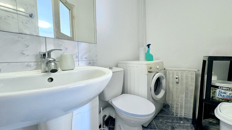 Militari, Virtutii, Orsova.