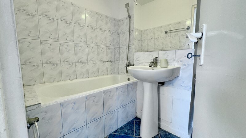 Militari, Virtutii, Orsova.